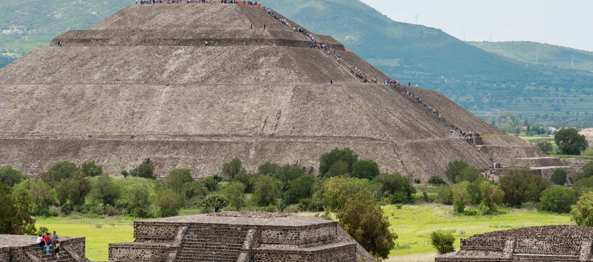 Reviews carousel image