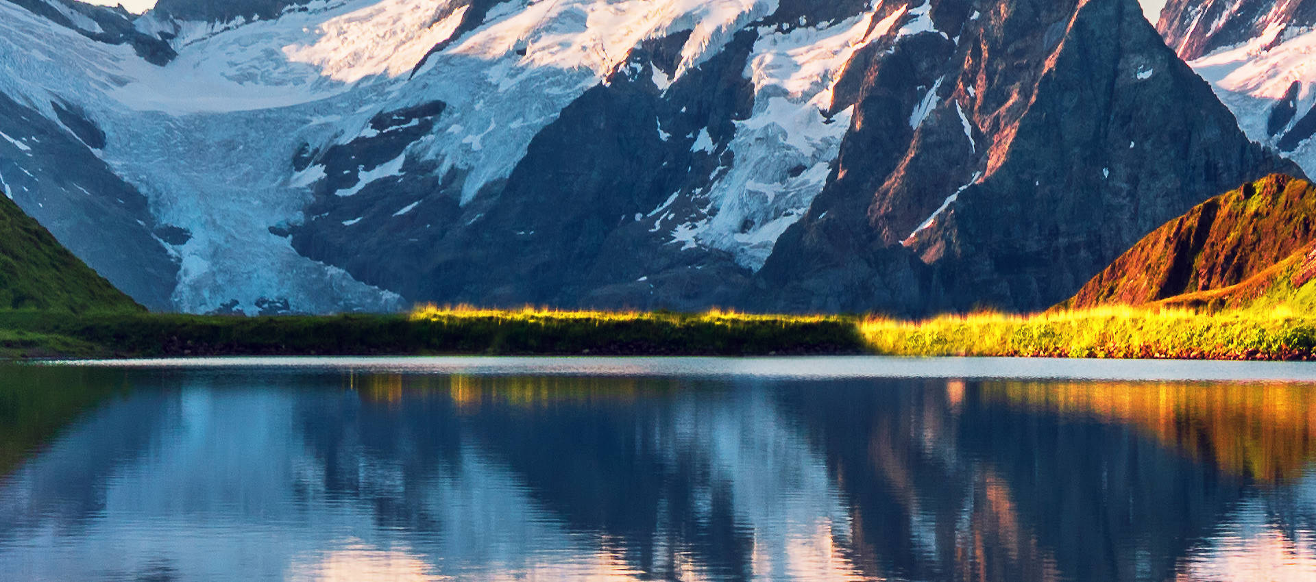 Reviews carousel image