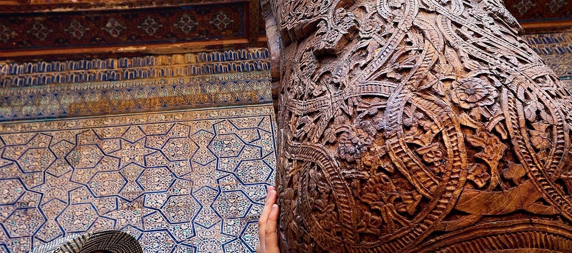 Reviews carousel image