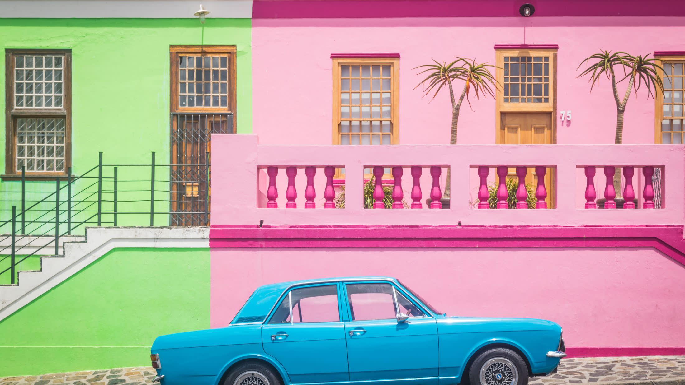 a car parked in front of a building