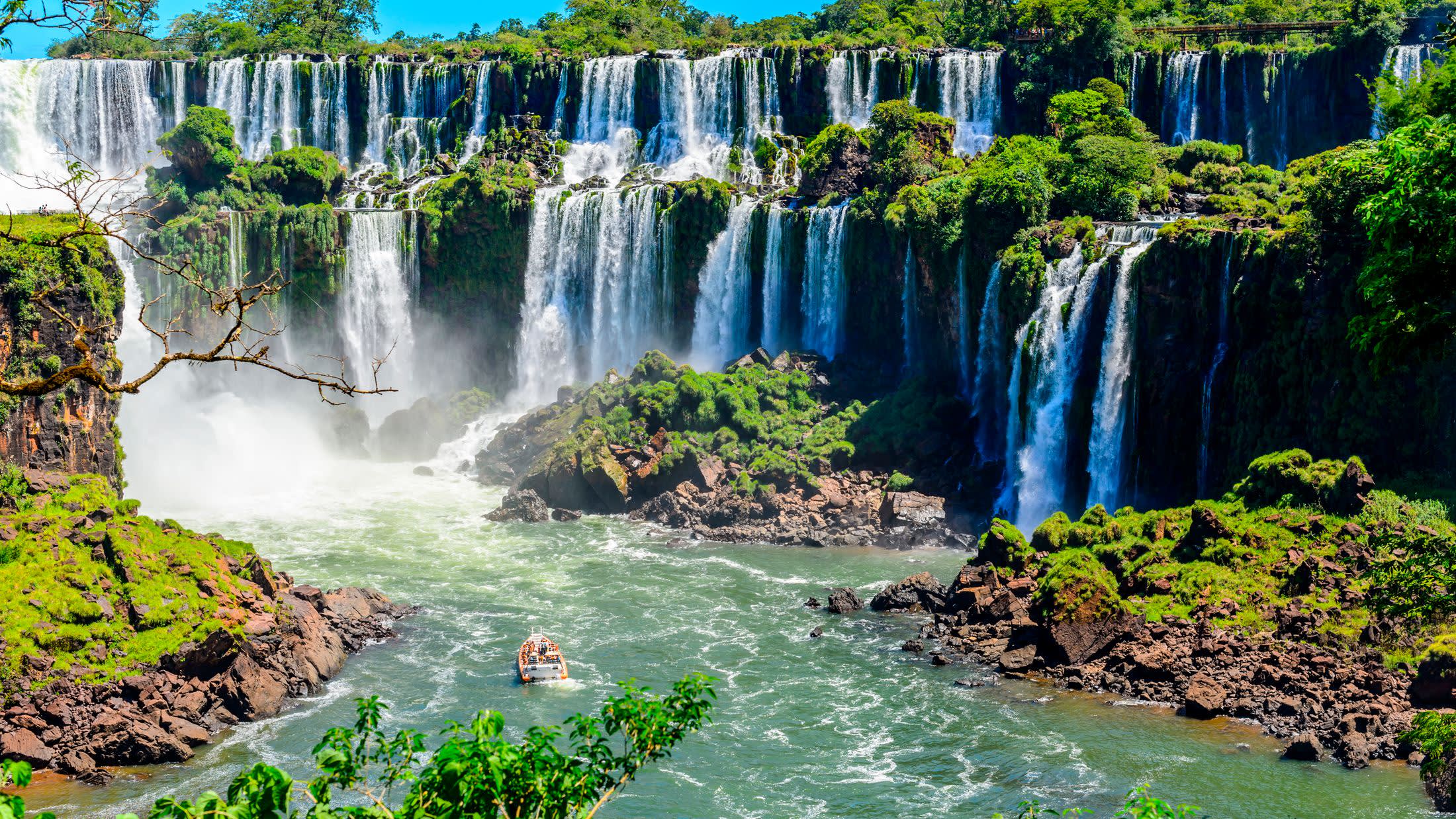 argentina tourism waterfalls