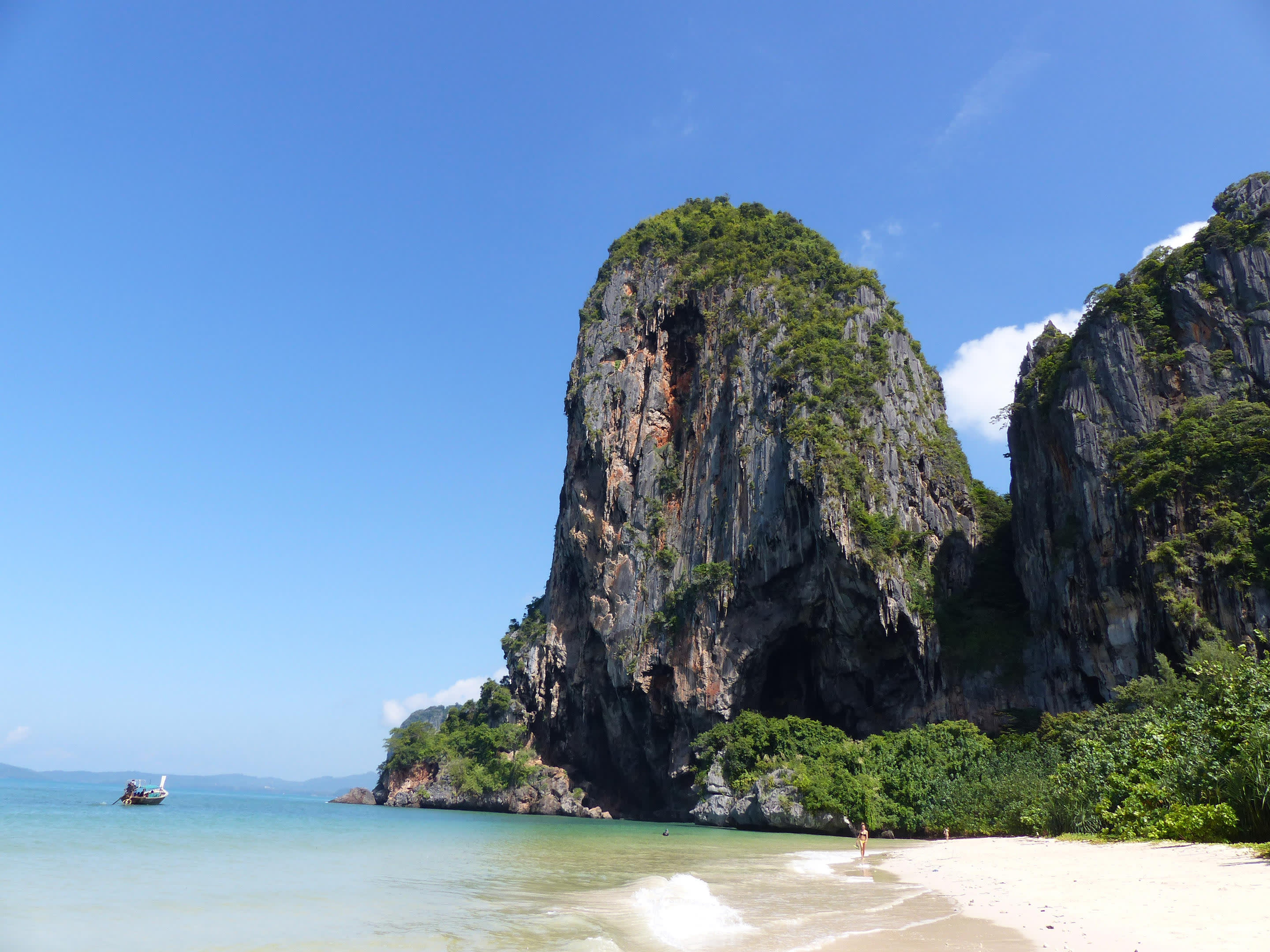 Discovering the Charm of Thailands Coastal Cities