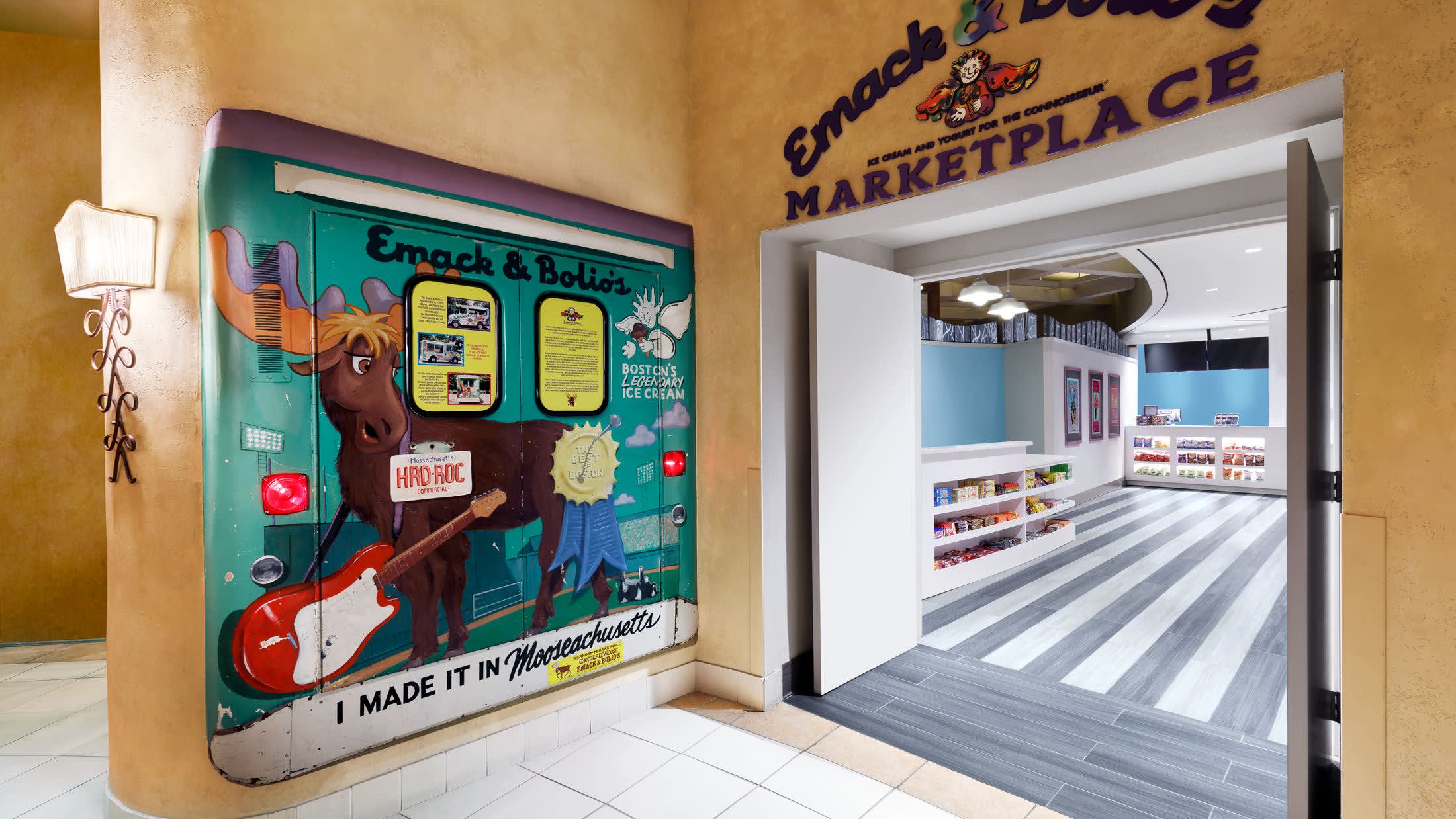 Emack Bolio Entrance