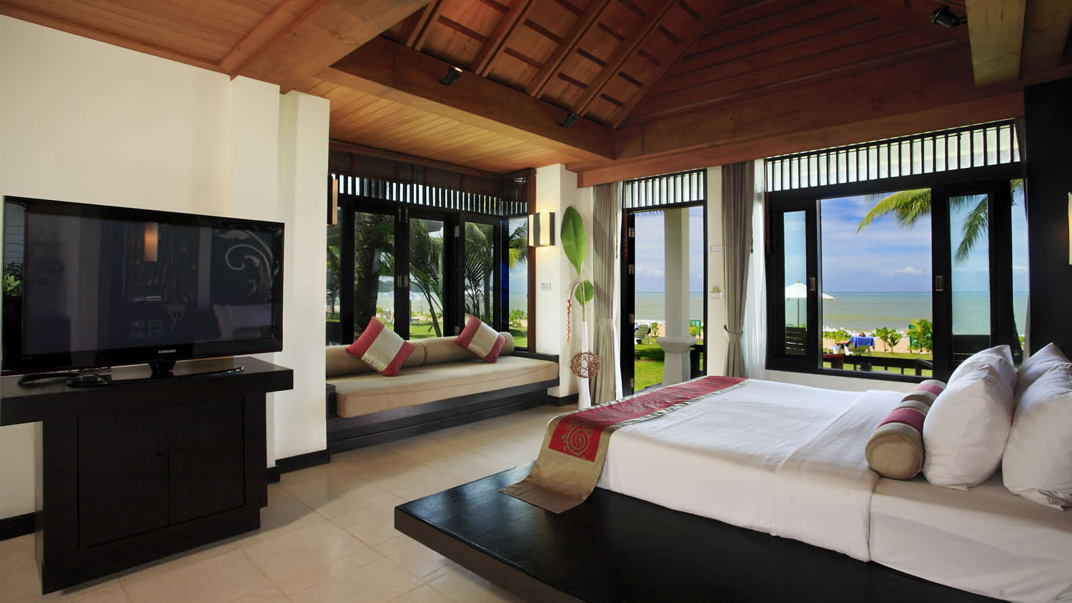 La Flora Resort and Spa