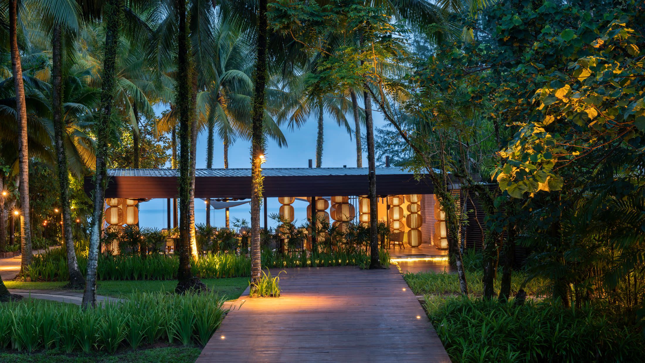 a tree in front of a building
