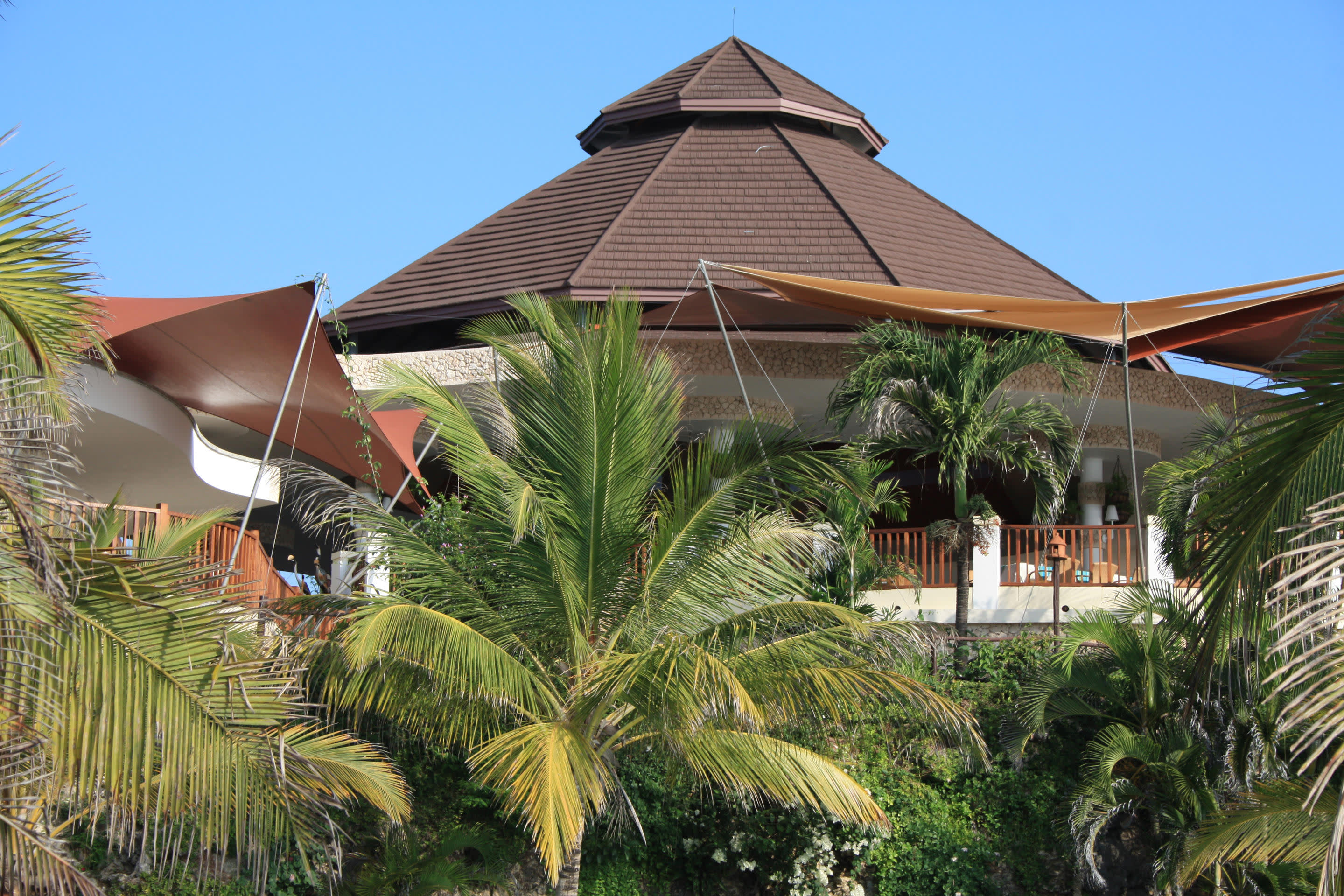 Leopard Beach Resort and Spa