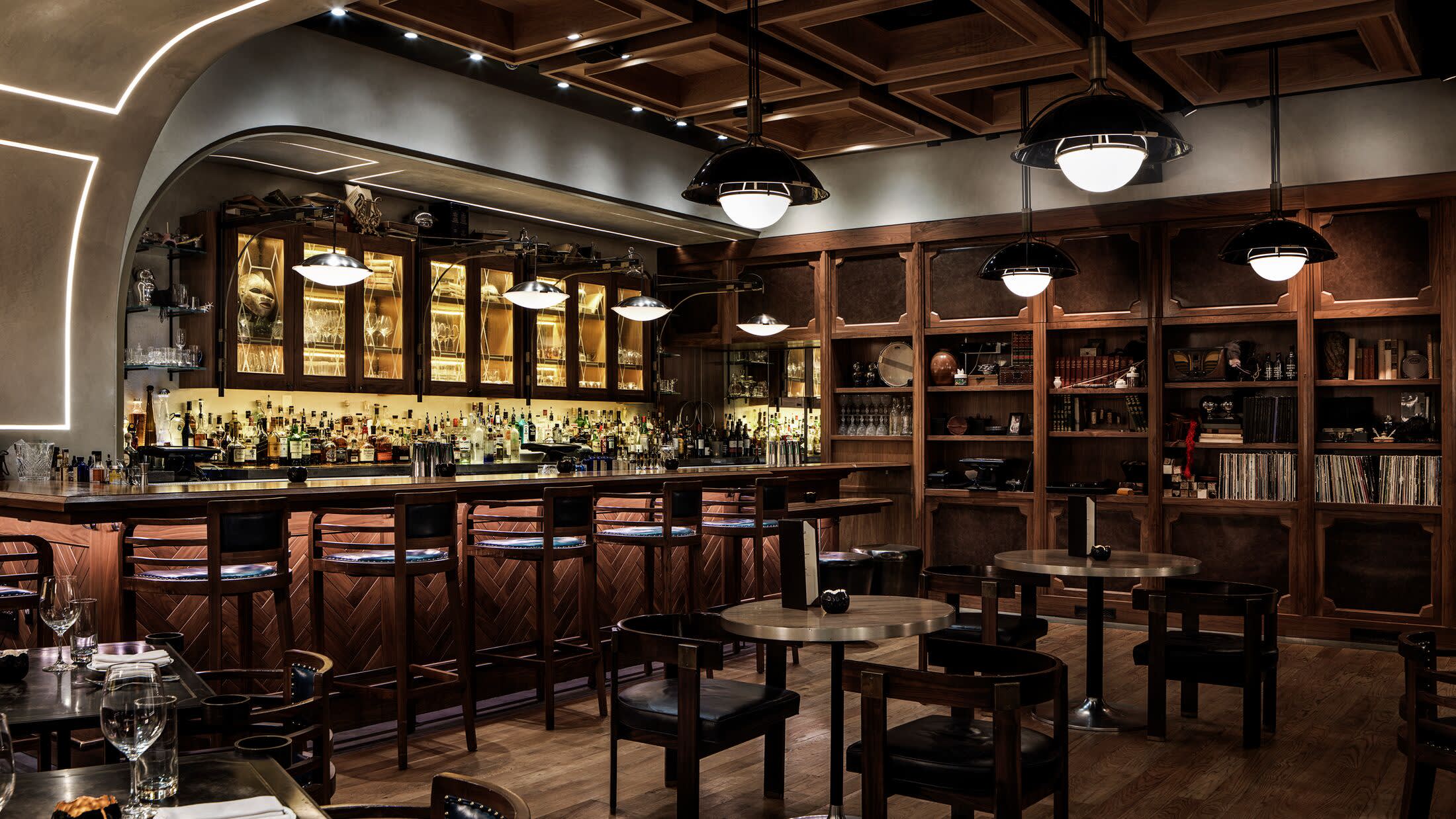 a room filled with furniture and a table in a restaurant