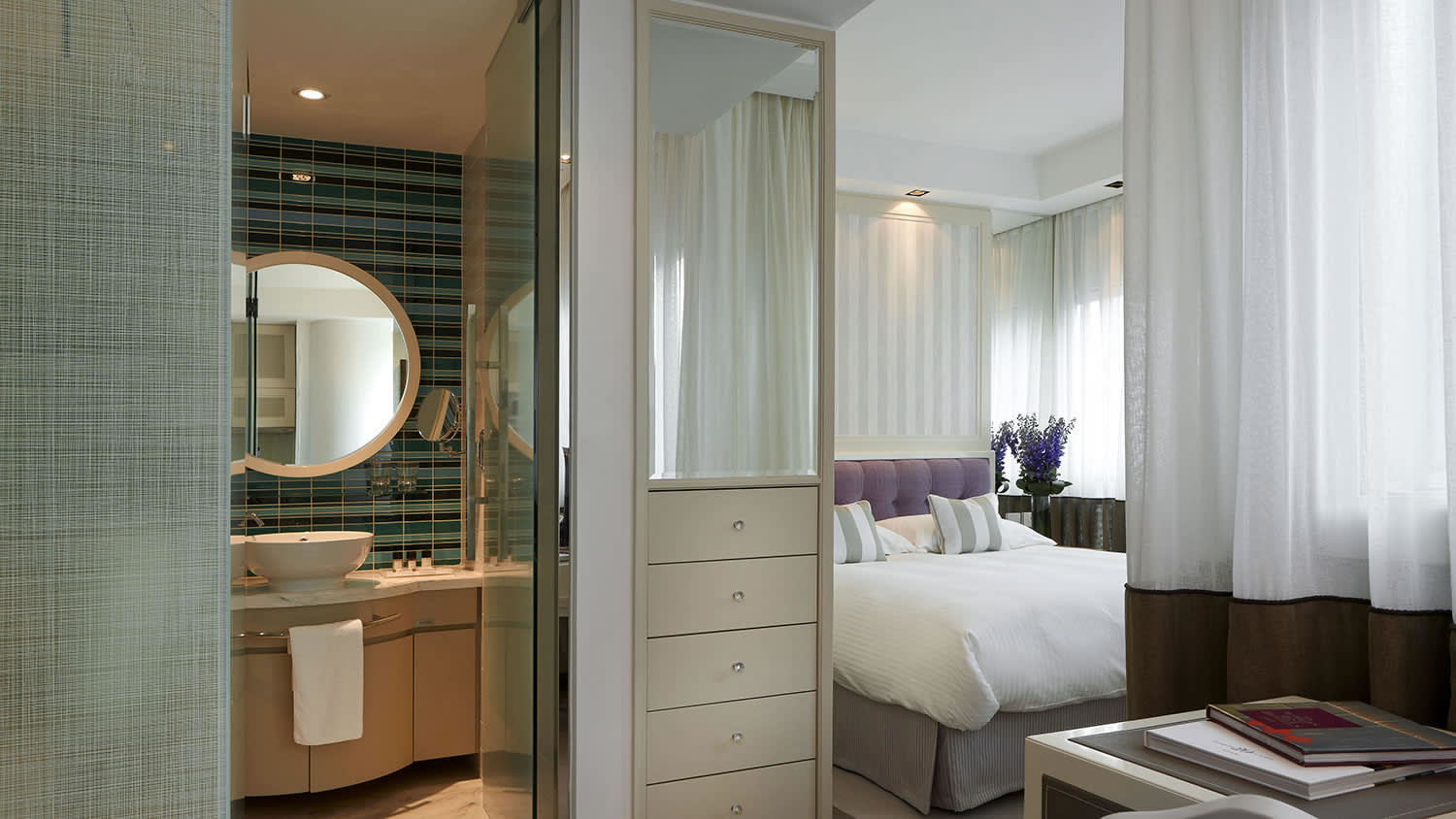 Luxury Hotels Hong Kong