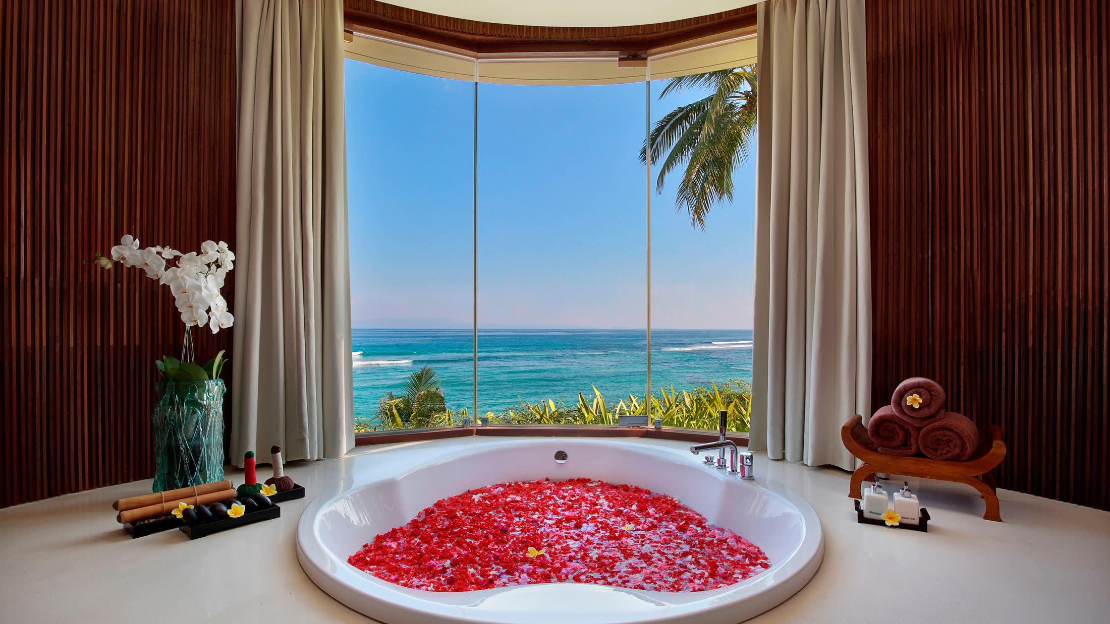 this is a photo of the Ocean Spa at Candi Beach Resort and Spa, Bali