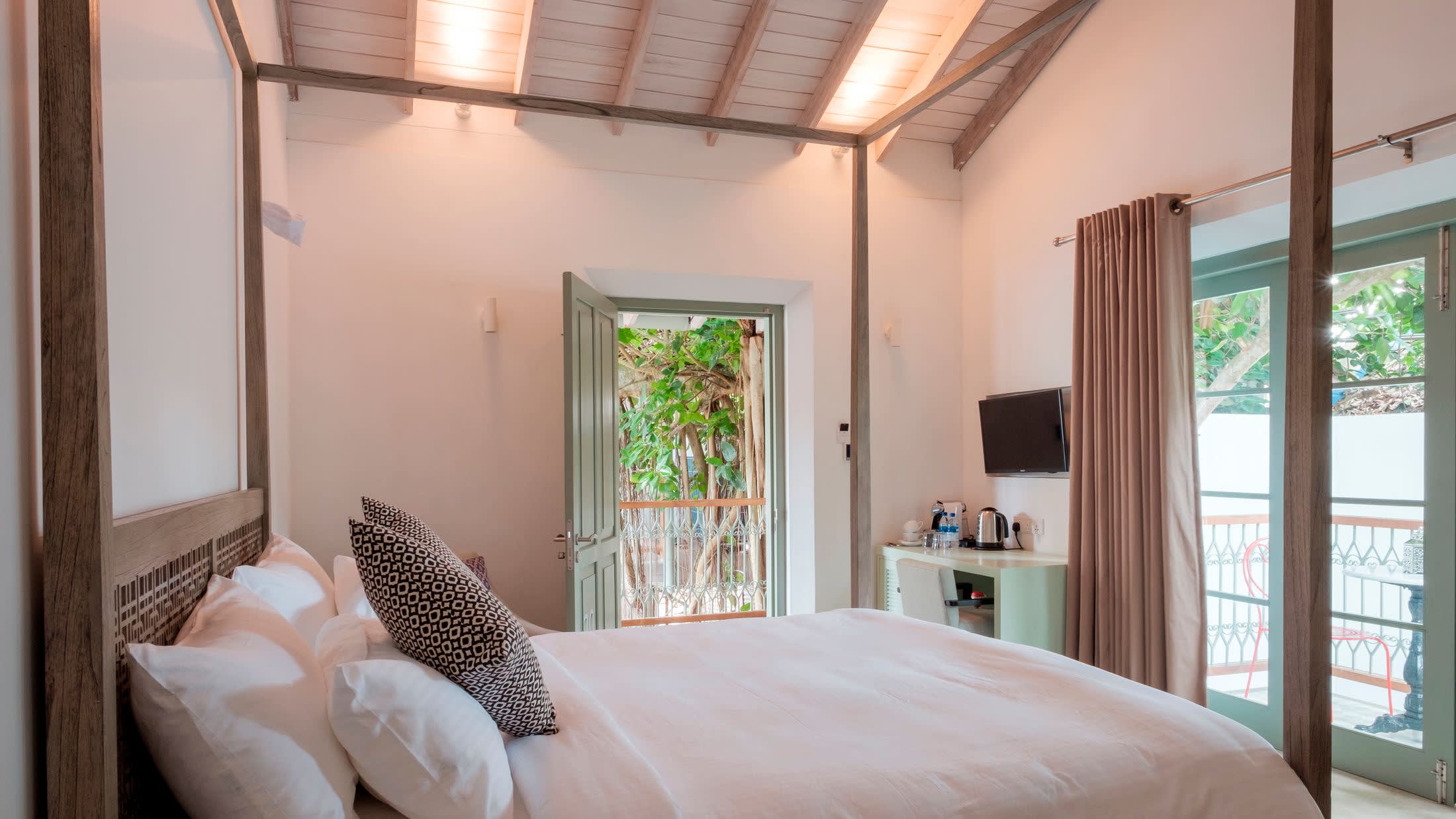 Banyan Room, Fort Bazaar