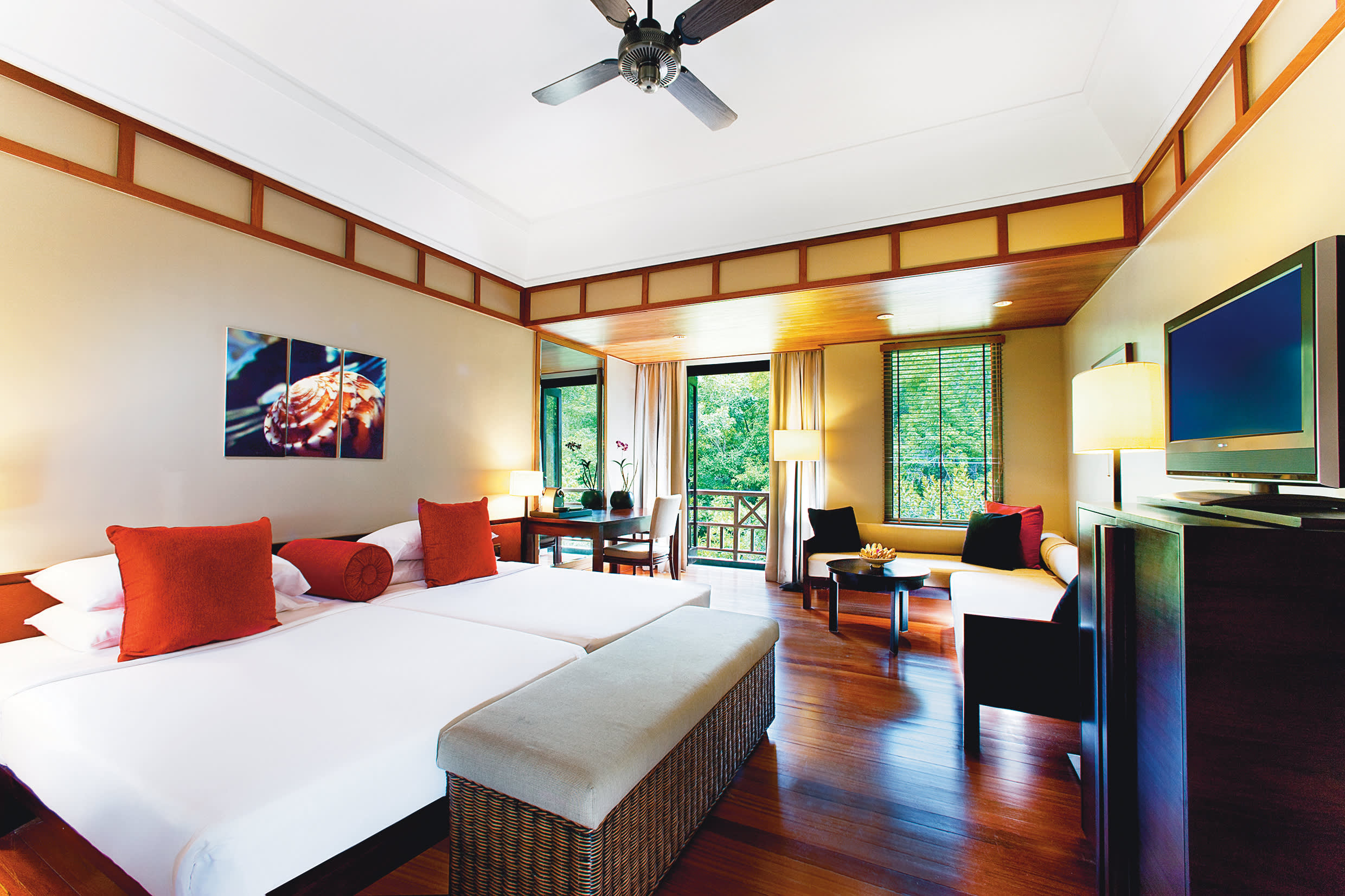Deluxe Rainforest Room