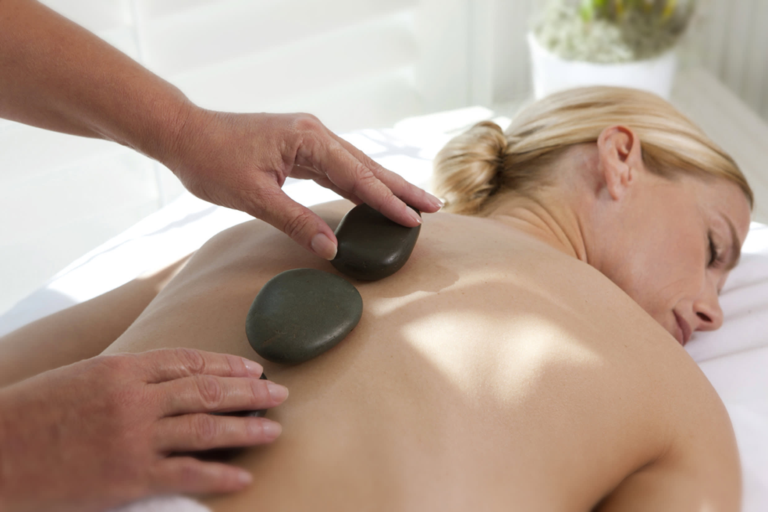 Naples Beach Hotel and Golf Club