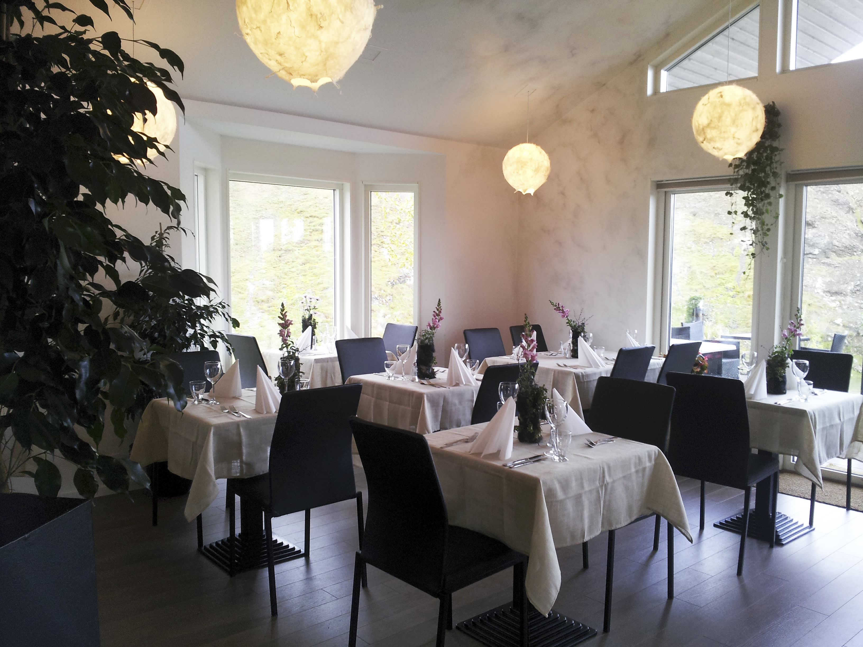 Frost & Fire Boutique Hotel