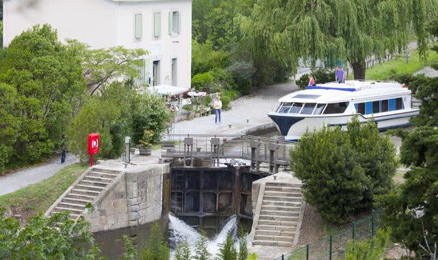 Die Anzahl der Schleusen ist abhängig vom Fahrgebiet