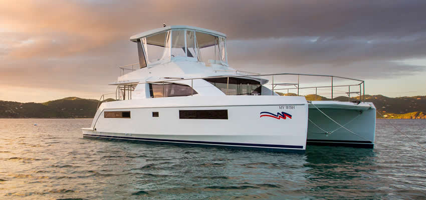 The Moorings 433PC | Power Catamaran | The Moorings