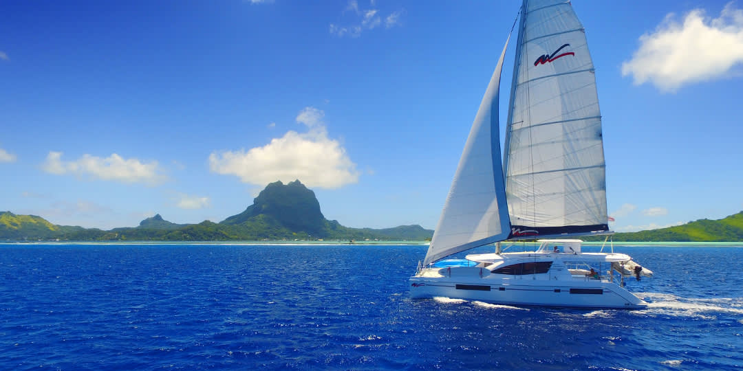 What to Pack for a Tahiti Sailing Vacation | The Moorings