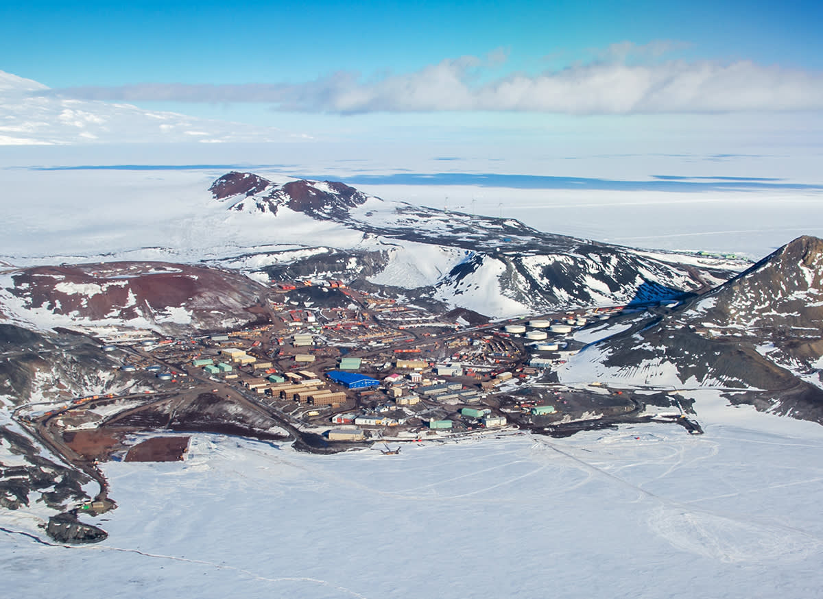 No Antarctica Cities and 8 other facts - Quark Expeditions