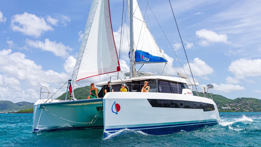 Sunsail | Location de catamarans à voile