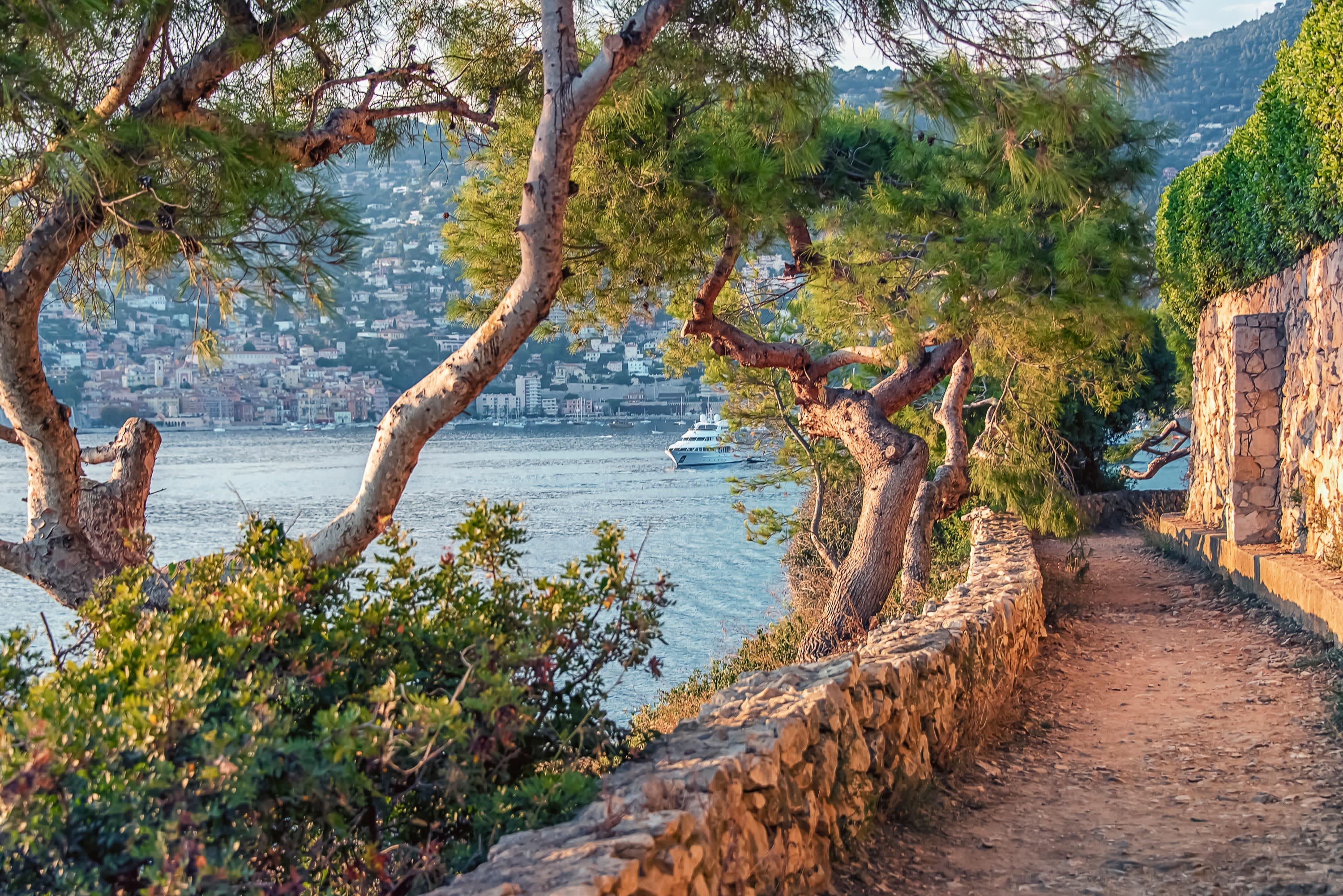 Mediterranean Escape – Barcelona to Rome Cruise & Tour