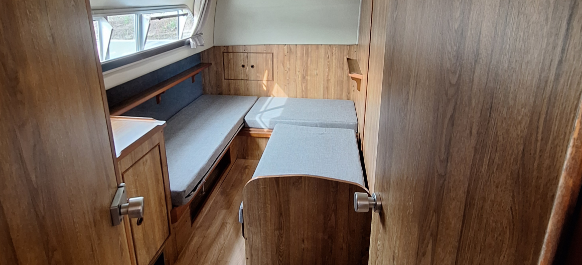 Crusader side cabin