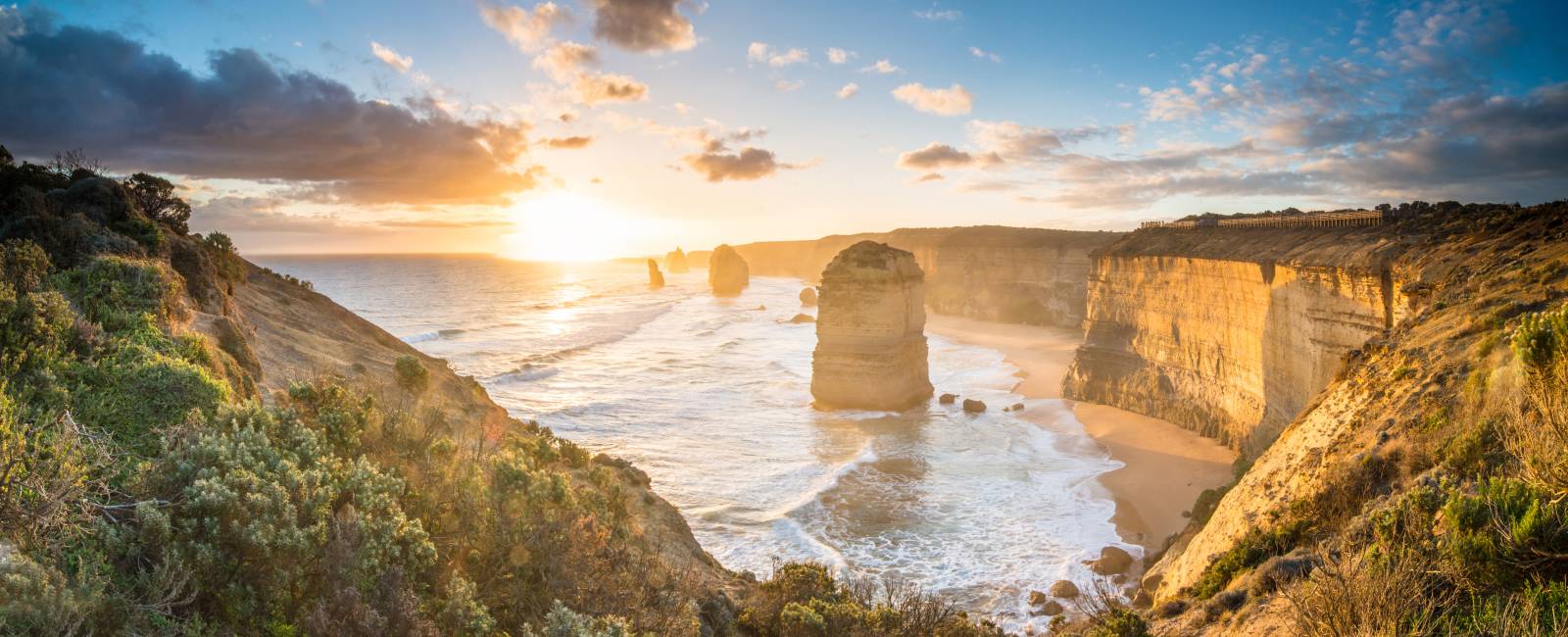 Panorama over landemærket Tolv apostle langs den berømte Great Ocean Road, Victoria, Australien