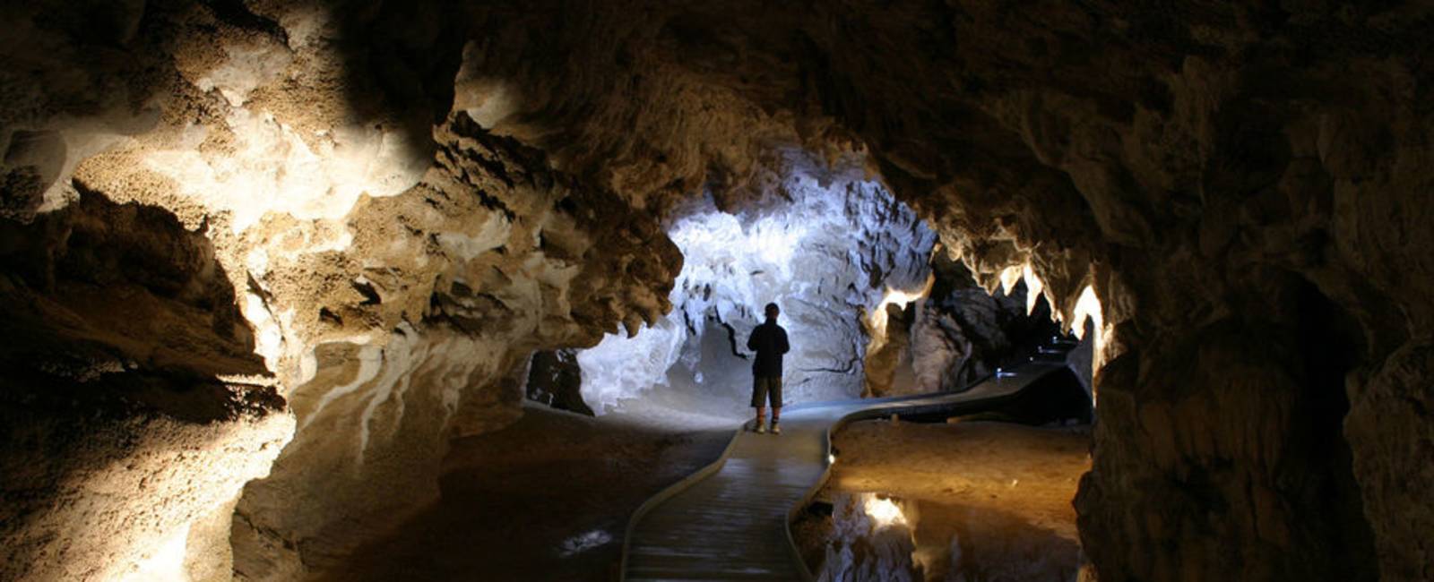 New Zealand - North Island - Waikato - Waitomo - Spirit Cave.jpg