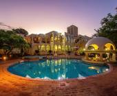 Botswana & Zimbabwe Lodge Safari