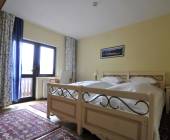 Carpathian Walking & Bears