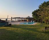 Breezes Lodge