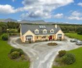 Walking the Kerry Way and Killarney National Park