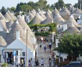 Contrasts of Puglia Cycling