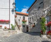 Italian Apennines: Walks & Wildlife