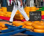 Gouda cheese market