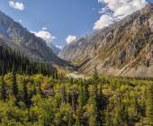 Kyrgyzstan Walking Explorer