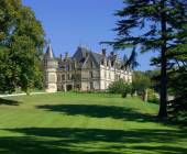 Loire Valley: Walks, Wine & Chateaux