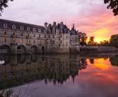 Loire Valley: Walks, Wine & Chateaux