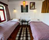 Annapurna to Chitwan: Walks & Wildlife