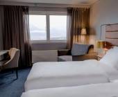 Svalbard Arctic Adventure – Sunny Winter