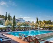 Signature Portugal | Among the Whitewashed Hills