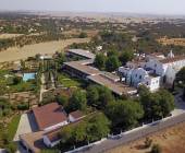 Signature Portugal | Among the Whitewashed Hills