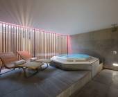 Signature Portugal | Among the Whitewashed Hills