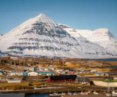 Iceland Circumnavigation: Mountains, Volcanoes and Waterfalls
