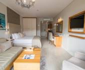 Signature South Africa | Winelands & Wild Shores