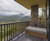 Signature Vietnam | In Fabric & Folklore