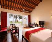 Signature Vietnam | In Fabric & Folklore