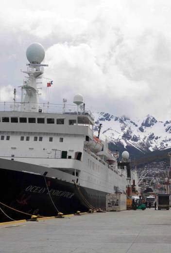 Arctic Communities: Understanding Their Connection to The Remote North