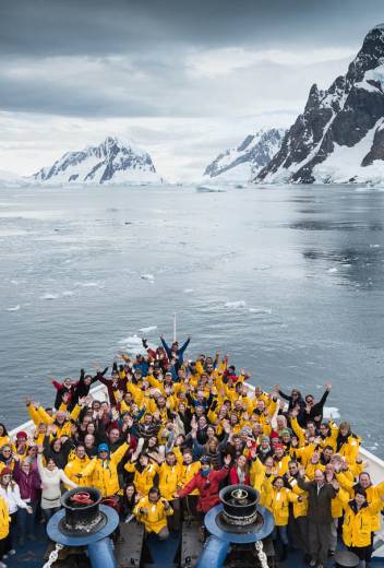 What to Expect on Your Extreme Camping Trip in Antarctica