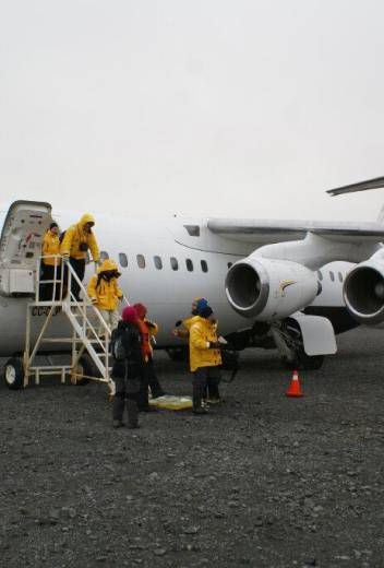 5 Ways Antarctic & Arctic Expedition Travel is Good for the Soul
