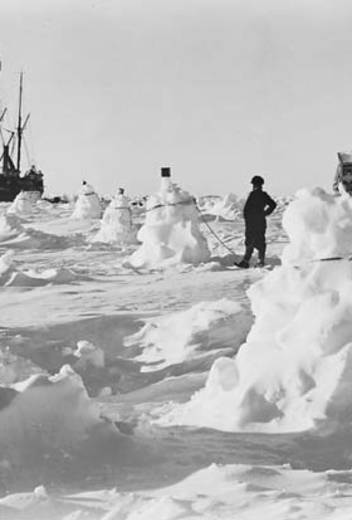 What to Expect on Your Extreme Camping Trip in Antarctica