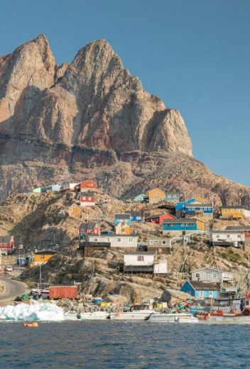 Kayaking Among Icebergs: A Bucket List Experience in Greenland 